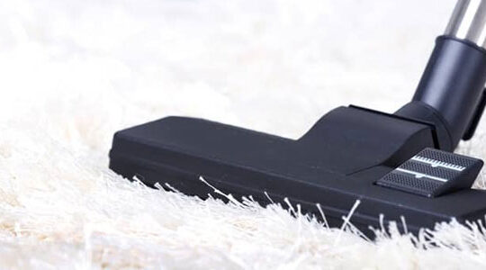 l-aspirateur-balai-un-allie-de-taille-pour-nettoyer-votre-maison